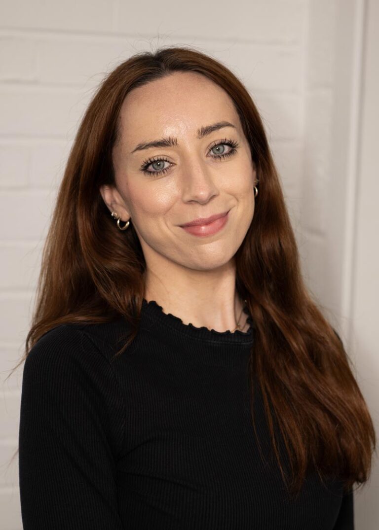 Amy Martin, Pliates